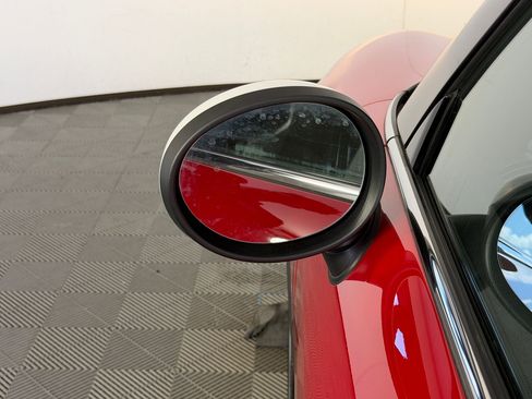Used 2019 MINI Cooper 2-Door Hardtop FWD image 21