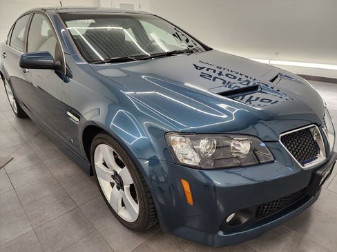 Used 2009 Pontiac G8 GT w/ Premium Package RWD image 2