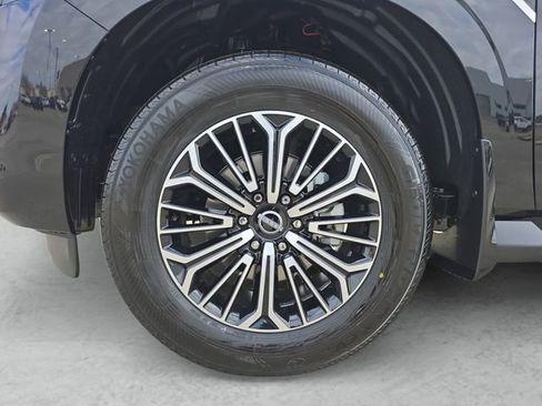 New 2026 Nissan Armada SL image 23