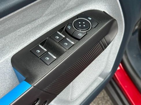 New 2025 Ford Maverick XLT w/ XLT Luxury Package image 9