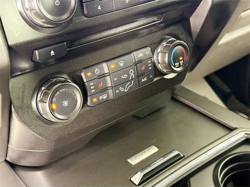 Used 2017 Ford F250 XLT w/ XLT Premium Package image 15