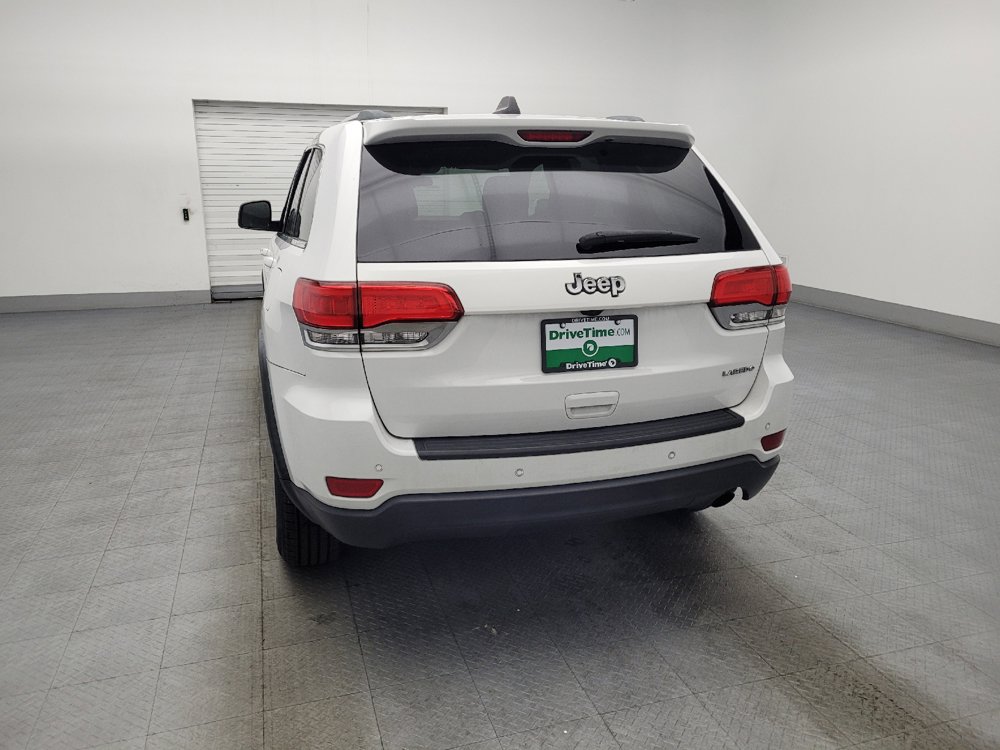 Used 2019 Jeep Grand Cherokee Laredo RWD image 6