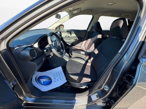 New 2025 Nissan Kicks Play S image 9