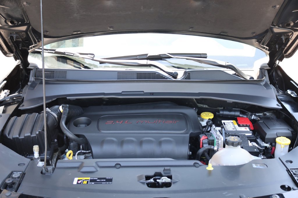 Used 2022 Jeep Compass Limited AWD/4WD image 12