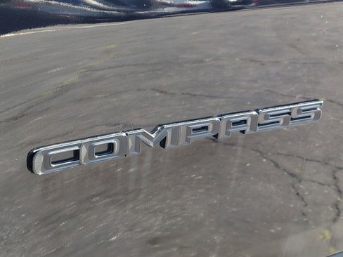 Used 2023 Jeep Compass Altitude image 22