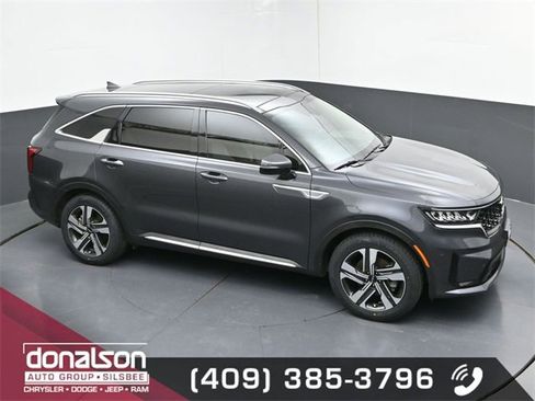 Used 2022 Kia Sorento EX w/ Panoramic Sunroof Package image 16