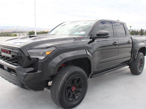 Certified 2025 Toyota Tacoma TRD Pro w/ Tow Tech Package AWD/4WD image 8