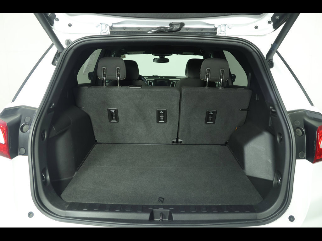 Used 2018 Chevrolet Equinox LT FWD image 11