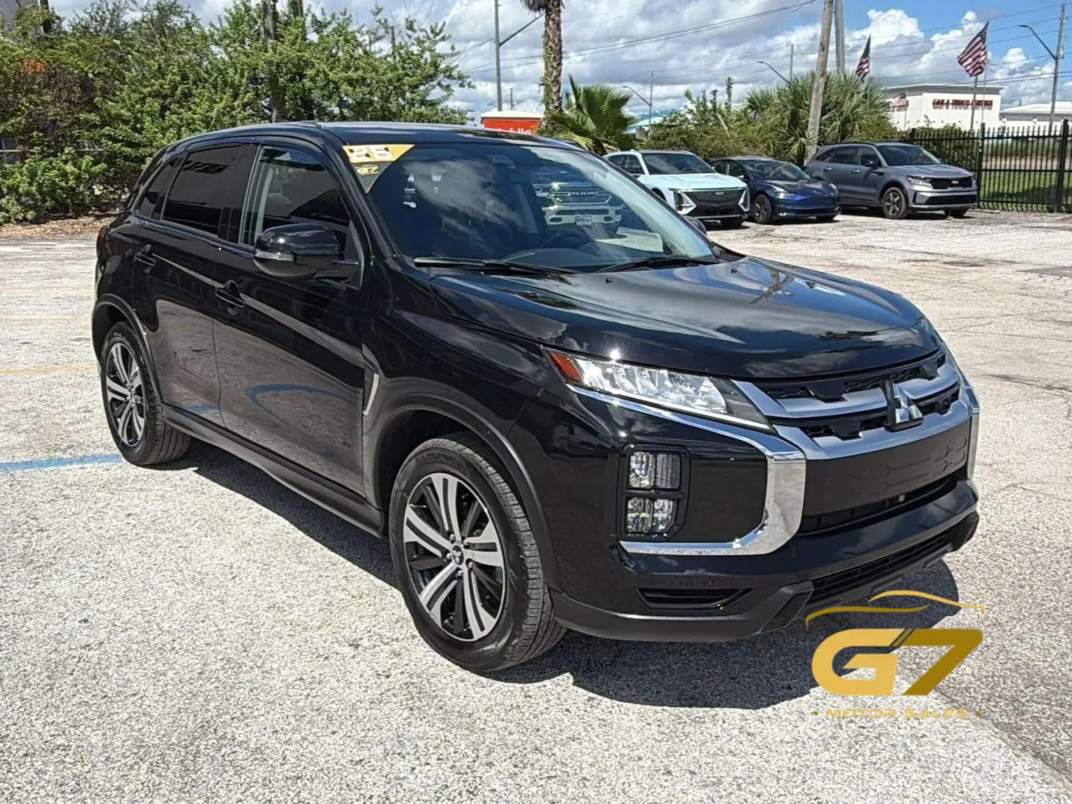 Used 2026 Mitsubishi Outlander Sport SE AWD/4WD image 3