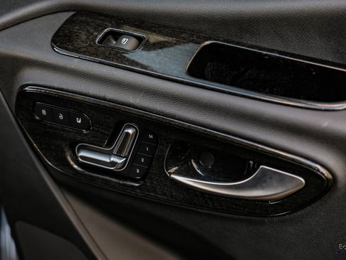 Used 2023 Mercedes-Benz Sprinter 2500 image 89