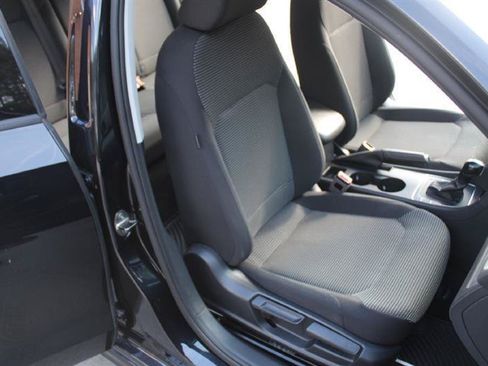 Used 2018 Volkswagen Passat 2.0T S w/ Driver Assistance Package FWD image 12