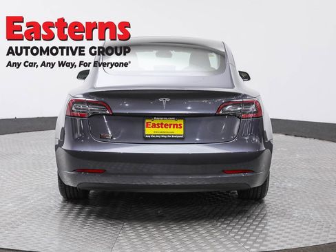 Used 2023 Tesla Model 3 Standard Range image 6