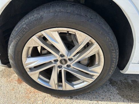 Used 2021 Audi Q7 3.0T Premium Plus w/ Executive Package image 12