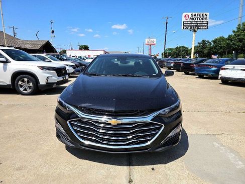 Used 2025 Chevrolet Malibu LT image 9