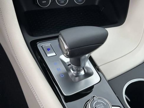 Used 2026 Genesis G70 2.5T RWD image 20