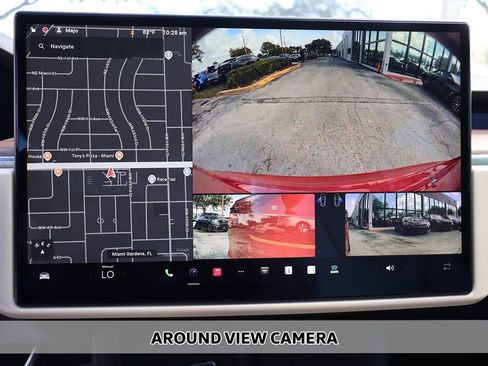 Used 2022 Tesla Model S image 7