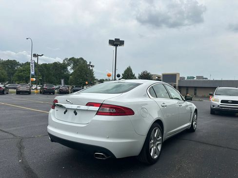 Used 2011 Jaguar XF RWD image 4
