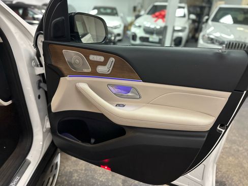 Used 2022 Mercedes-Benz GLE 350 4MATIC image 32