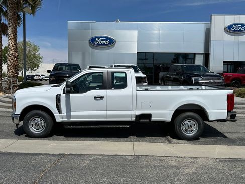 New 2026 Ford F250 XL w/ XL Chrome Package RWD image 3