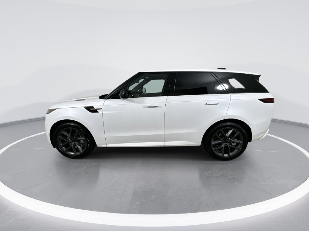 New 2027 Land Rover Range Rover Sport Dynamic SE AWD/4WD image 5