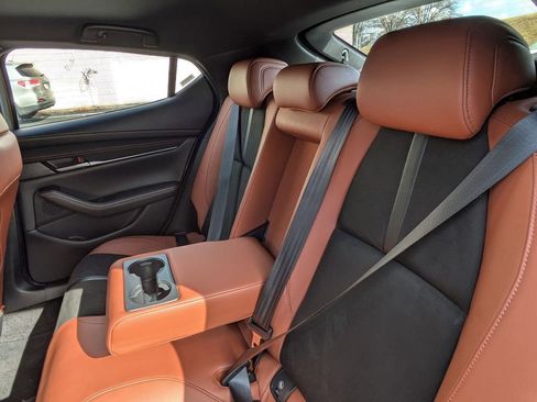 Used 2024 MAZDA MAZDA3 s image 25