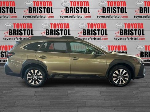 Used 2025 Subaru Outback Limited XT image 2