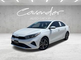 Used 2022 Kia Forte LXS FWD video 1