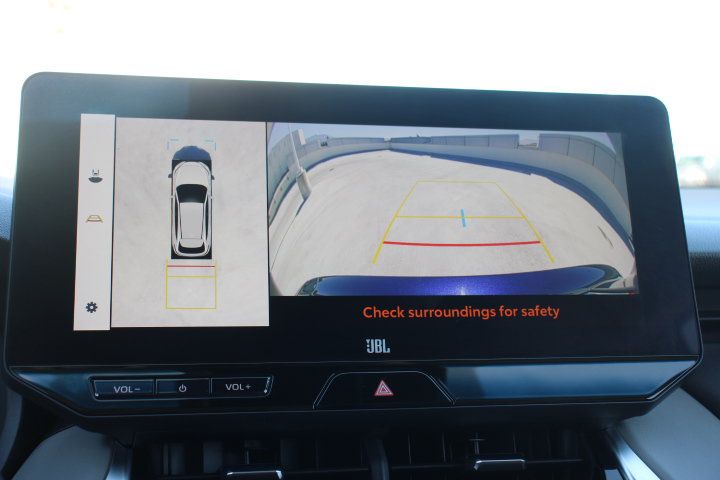 Certified 2023 Toyota Venza Limited AWD/4WD image 32