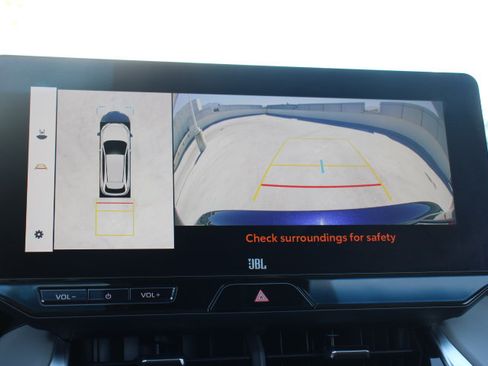 Certified 2023 Toyota Venza Limited AWD/4WD image 32