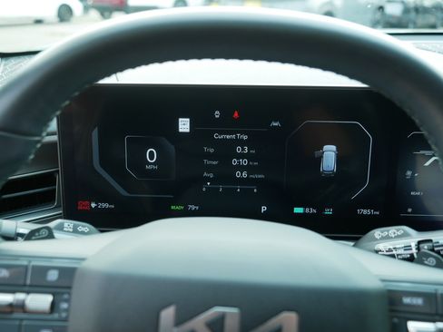 Certified 2024 Kia EV9 Wind AWD/4WD image 21