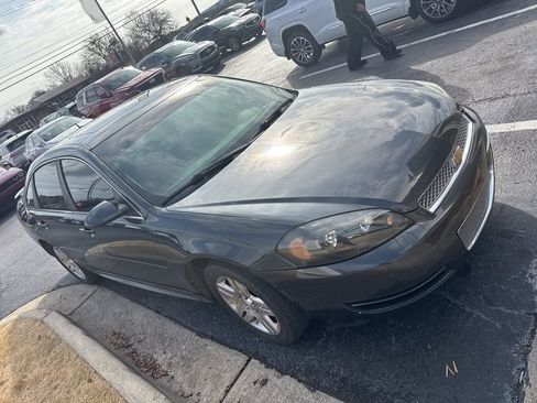 Used 2013 Chevrolet Impala LT w/ LT Sunroof Package image 3