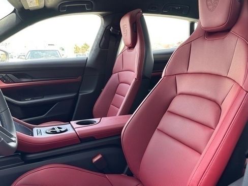 New 2023 Porsche Taycan Cross Turismo image 12