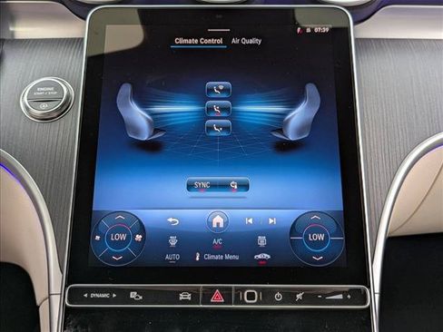 New 2026 Mercedes-Benz CLE 300 4MATIC Coupe image 12