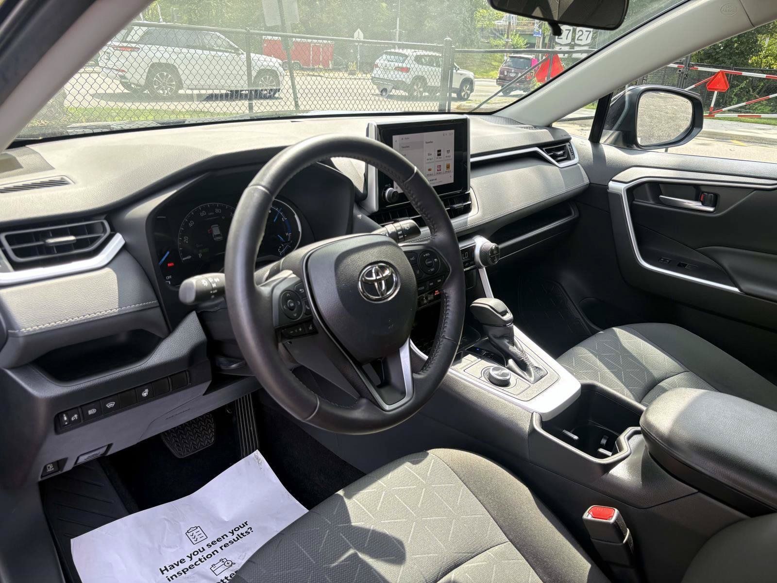 Used 2023 Toyota RAV4 XLE w/ XLE Grade Weather Package AWD/4WD image 13