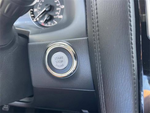 Used 2024 Nissan Armada SL w/ Captain's Chairs Package image 37