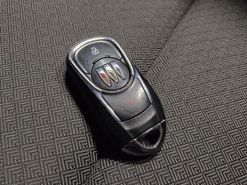 Used 2024 Buick Encore GX Preferred FWD image 32
