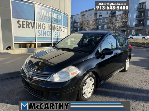 Used 2011 Nissan Versa 1.8 S w/ Plus Pkg image 1
