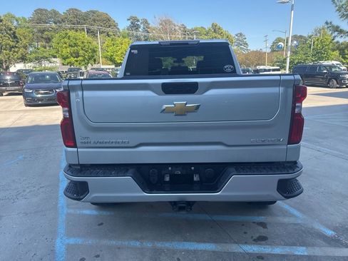Used 2022 Chevrolet Silverado 1500 Custom w/ Safety Confidence Package image 6