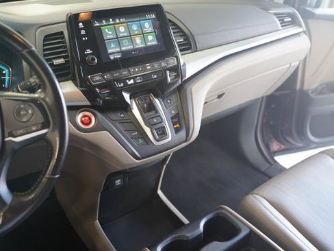 Used 2018 Honda Odyssey EX-L image 19