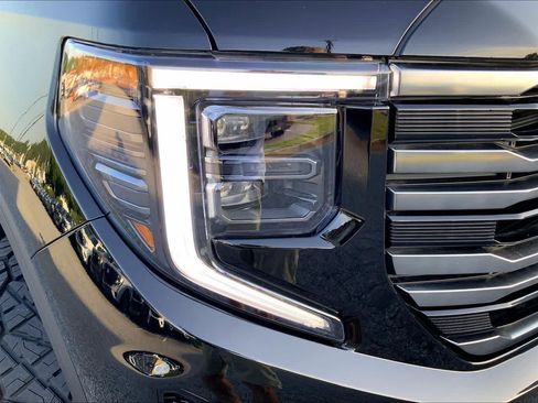 Used 2026 GMC Sierra 1500 AT4 w/ AT4 Premium Package AWD/4WD image 26
