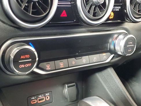 Used 2021 Nissan Sentra SV image 20