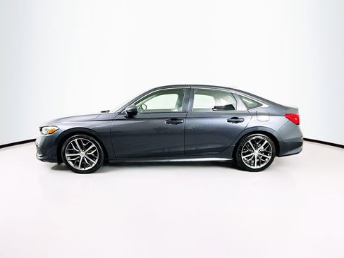 Used 2024 Honda Civic Touring image 4