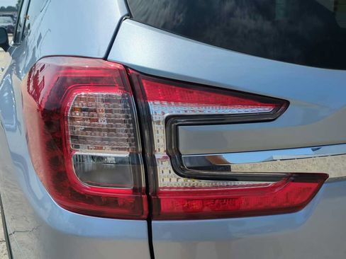 New 2026 Subaru Ascent Limited AWD/4WD image 17
