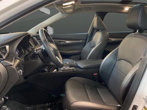 Used 2025 INFINITI QX50 Luxe AWD/4WD image 4