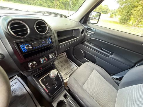 Used 2016 Jeep Patriot Sport w/ Power Value Group image 19