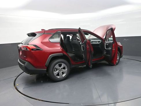Used 2025 Toyota RAV4 XLE image 47