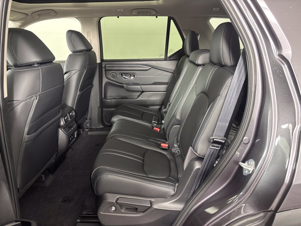 New 2026 Honda Pilot Touring image 24