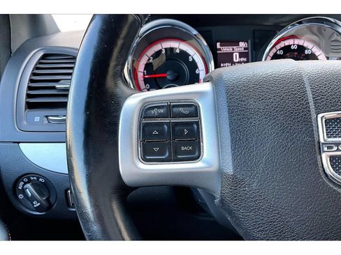 Used 2019 Dodge Grand Caravan GT FWD image 11