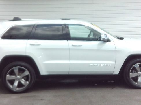 Used 2015 Jeep Grand Cherokee Limited AWD/4WD image 9
