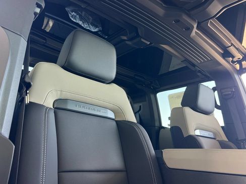 New 2026 GMC Hummer EV 4x4 Crew Cab image 14